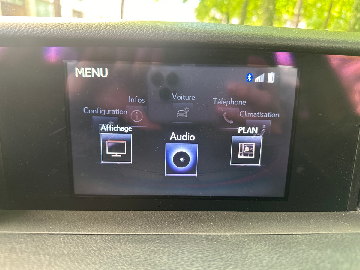 Lexus IS300 H Business E-CVT 181 cv Entretien Lexus
