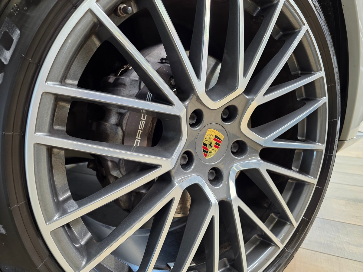 Porsche Cayenne COUPE E-HYBRID 462 FRANCAIS / CRAIE / PACK SPORT DESIGN