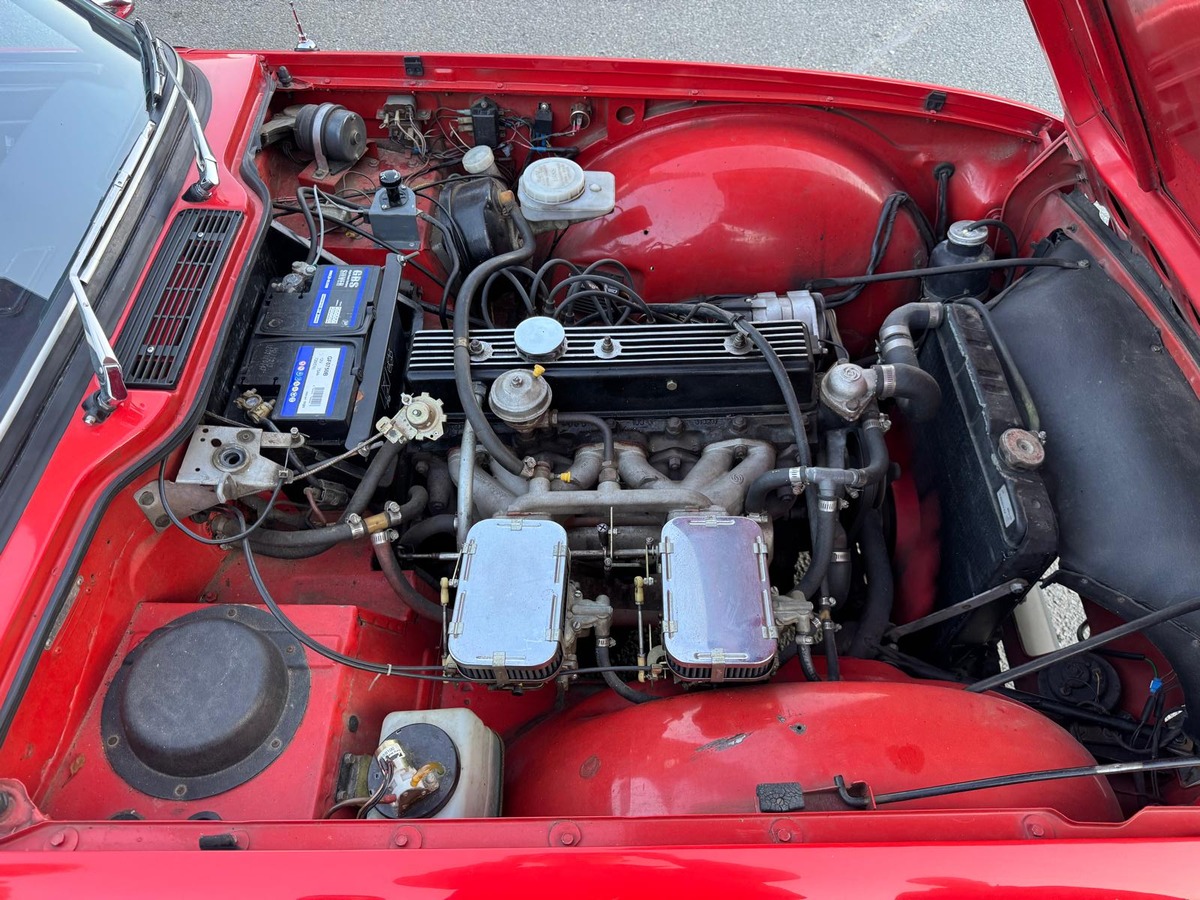 Triumph TR 6 Overdrive cabriolet 1976 - conduite à gauche