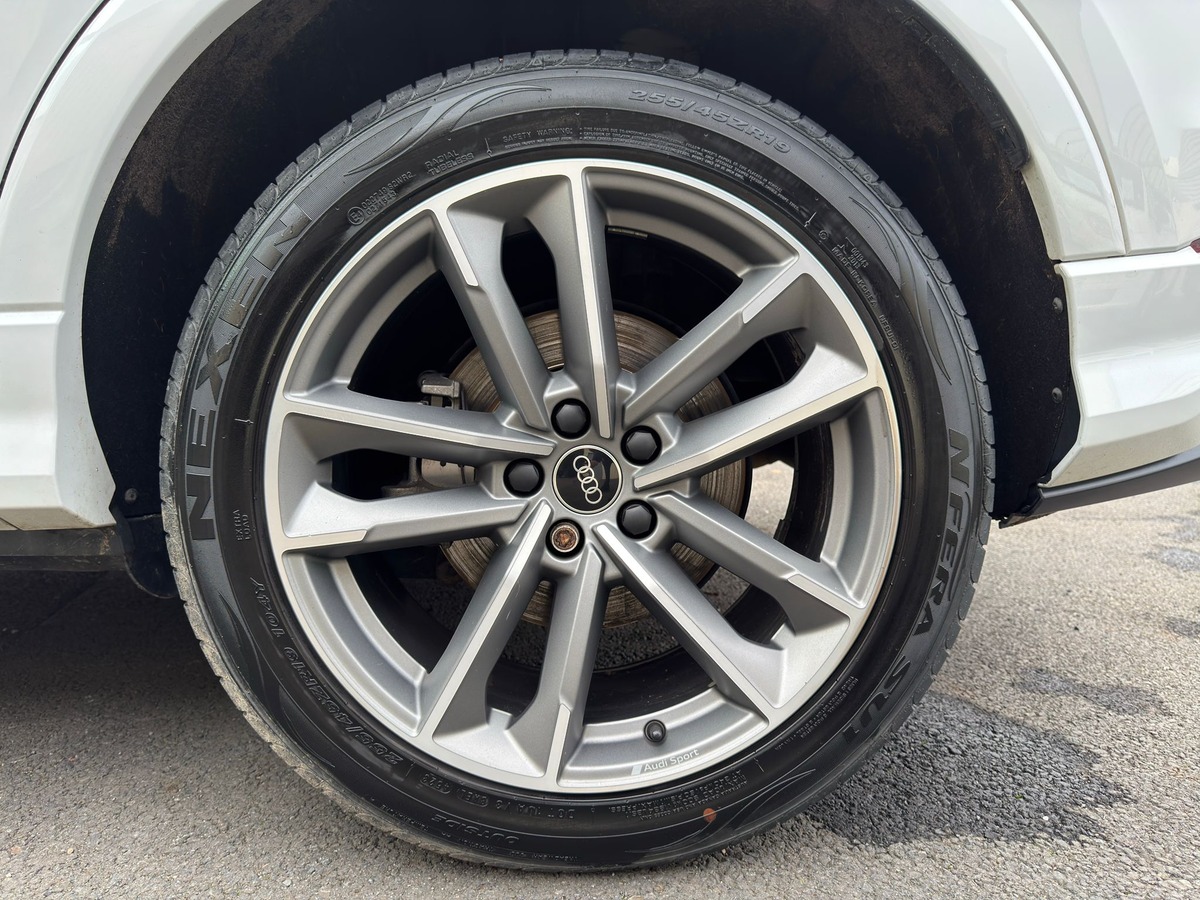 Audi Q3 II 45 TFSIE 245 S Line S Tronic BVA