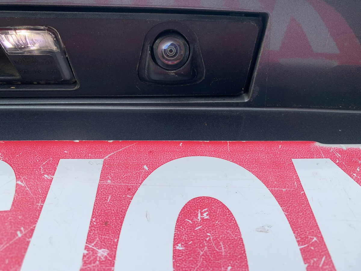 Volvo XC60 197 ch | R-design | Châssis Sport | Jantes Alu 21'' | Sièges Sport | Coffre électrique