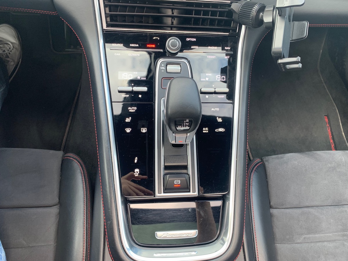 Porsche Panamera Sport Turismo GTS | V8 460 CH | BOSE | Toit panoramique | Garantie 1 AN AGIR *