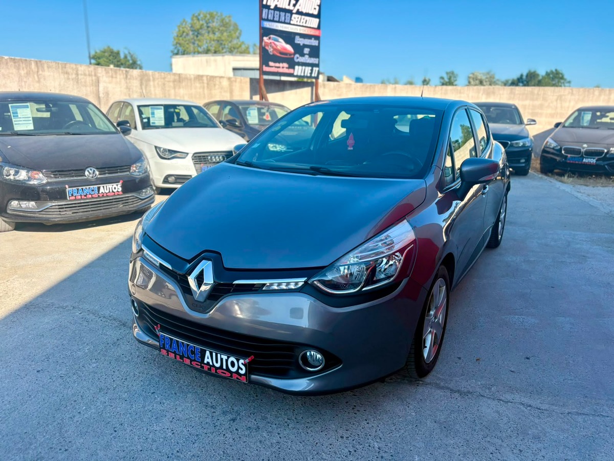 RENAULT Clio IV