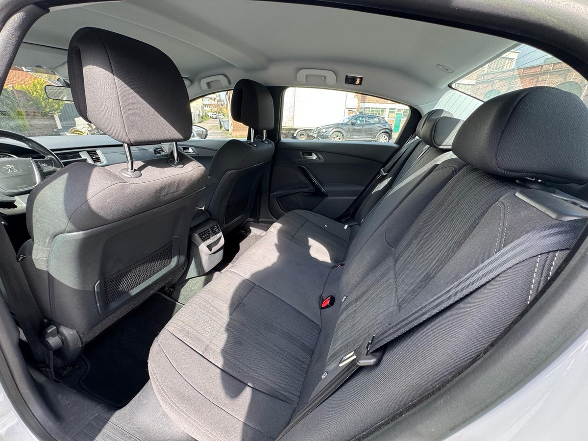Peugeot 508 1.6 e-HDi 115 Access-Distribution neuve-Garantie