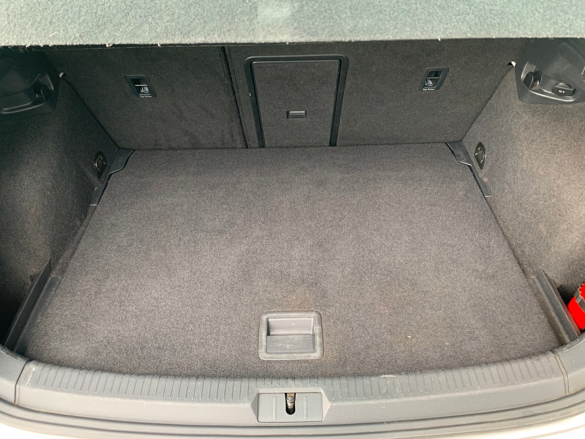 Volkswagen Golf 105 ch | Régulateur vitesse | Radar de stationnement avant arriére | GPS | Bluetooth