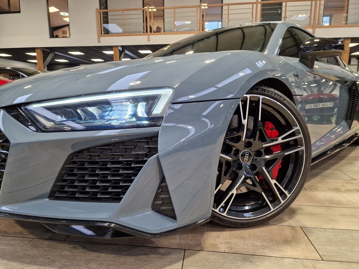 Audi R8 5.2 V10 FSI RWD LIGNE MILTEK 540CH