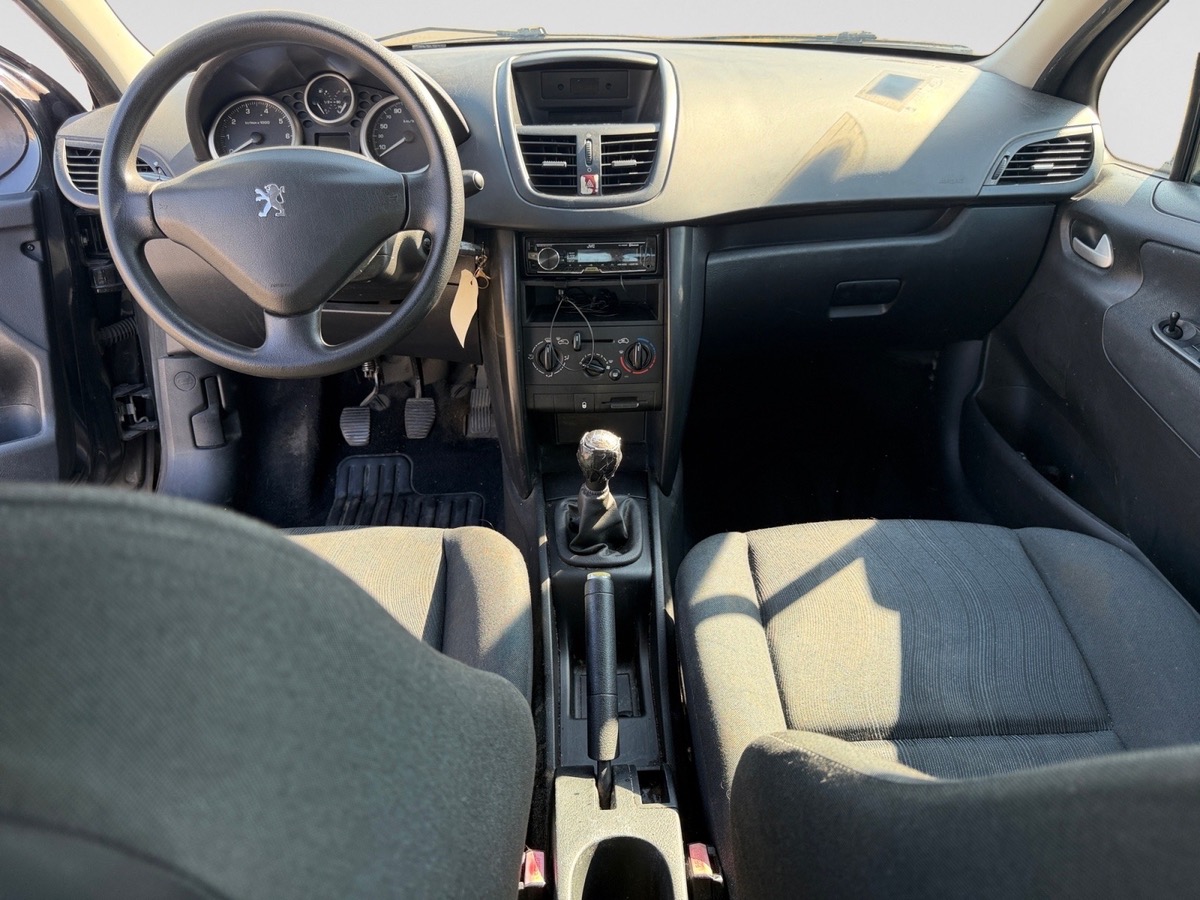 Peugeot 207 phase 2 1.4 16v 88cv