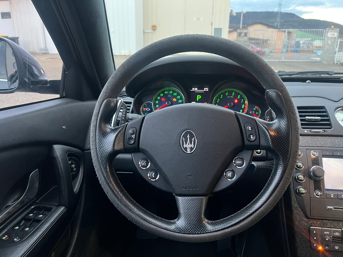 Maserati Quattroporte 4,7 S V8 431, SUIVI COMPLET , PACK BLACK, SIEGES CHAUFFANTS, COVERING