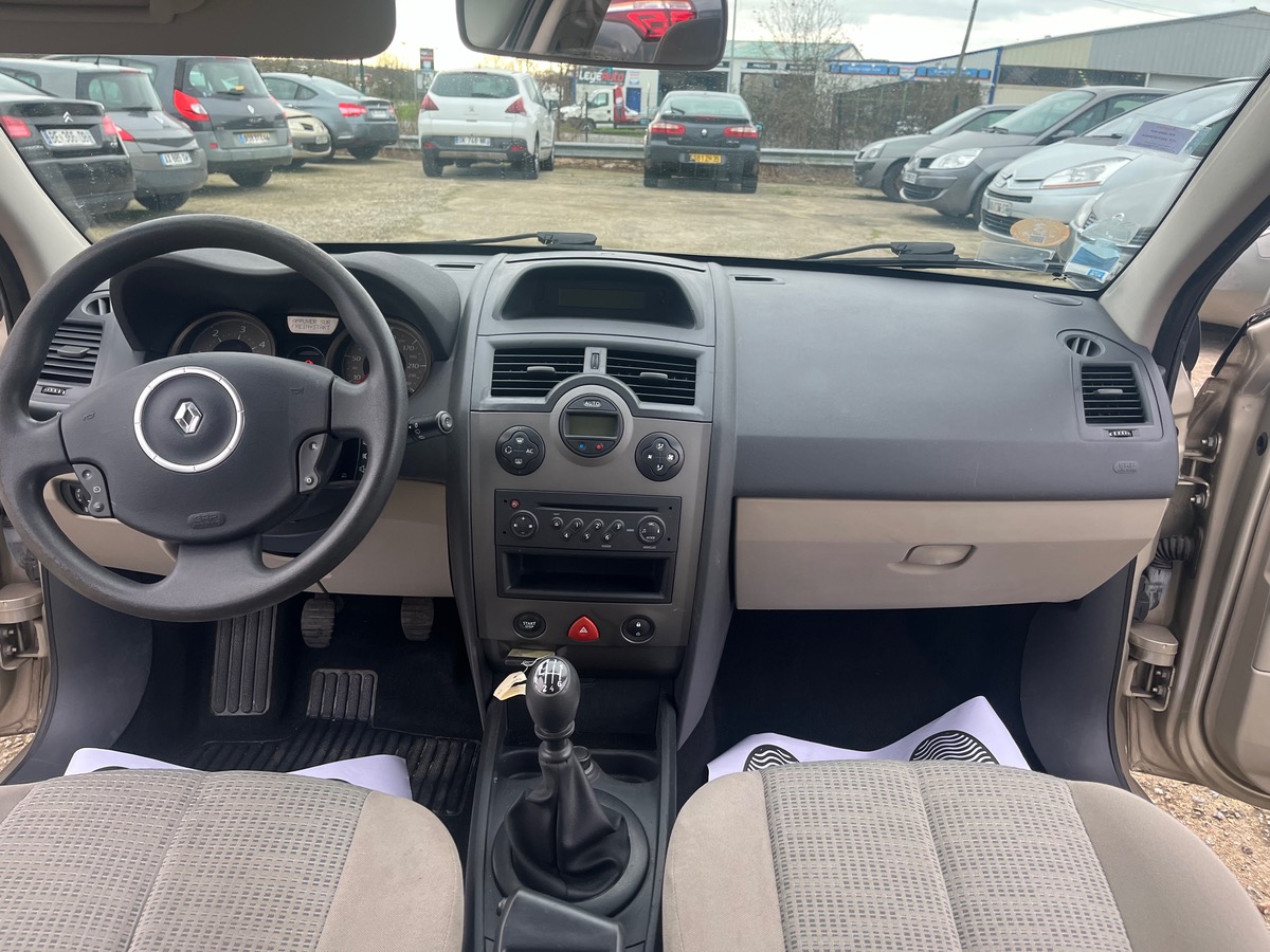 RENAULT Megane 1.5 dci 105CH 141433KM