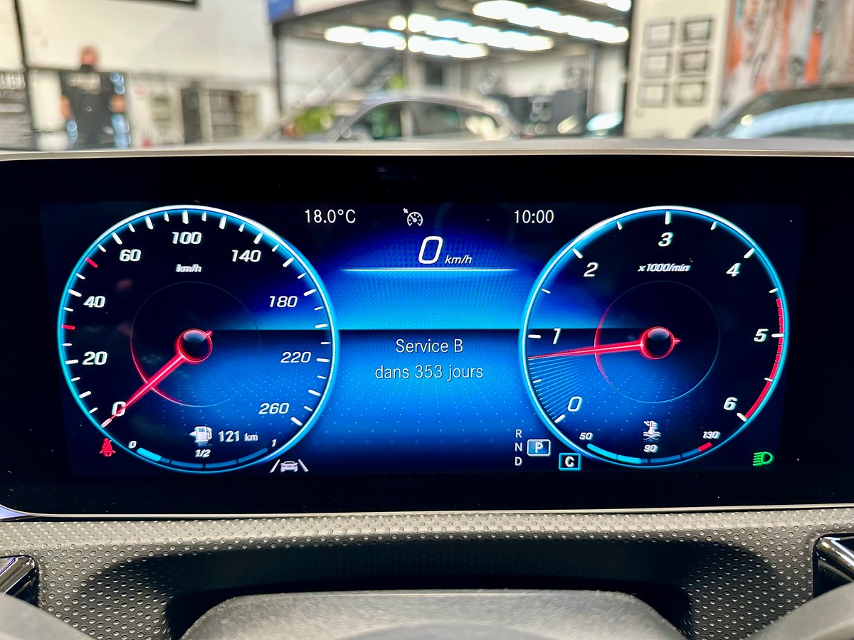 Mercedes Benz Classe A IV 200 D AMG Line 8G-DCT Options+++ a