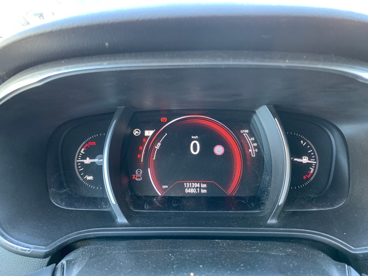 RENAULT Megane IV 110 ch | Business | Régulateur de vitesse | GPS | Boite automatique | Roue secours
