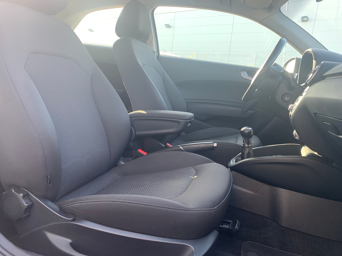 Audi A1 95 ch | GPS | Climatisation | Régulateur vitesse | Radar stationnement arriére | Bluetooth