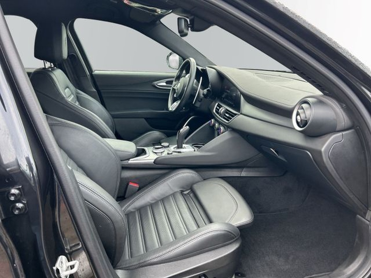 Alfa Romeo Giulia 2.0 TB 280ch Veloce Q4 AT8