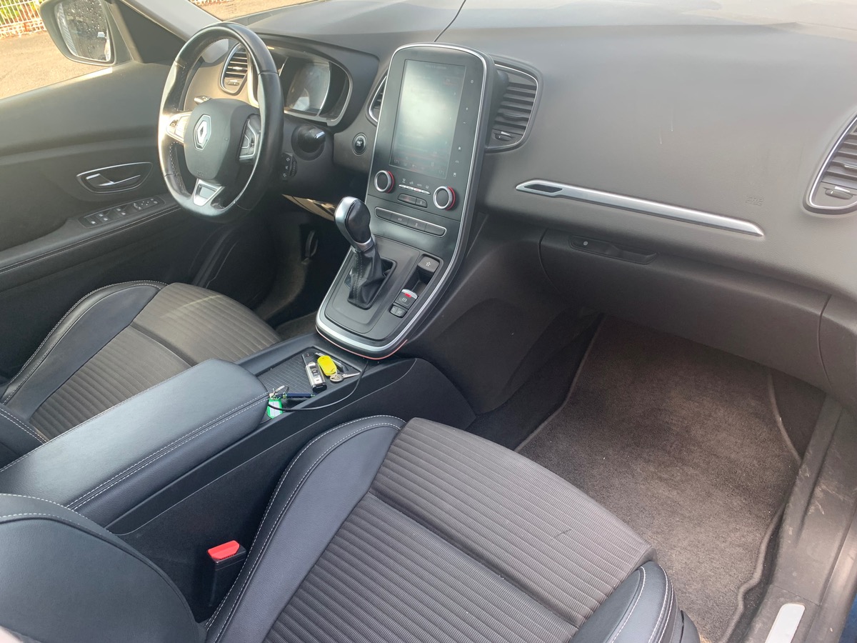 RENAULT Grand Scenic 110 | INTENS | 7 Places | Toit panoramique | Caméra recul | Régulateur vitesse