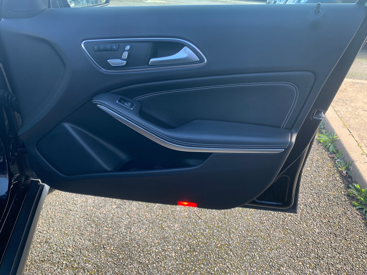 Mercedes-Benz GLA 136 | Sensation | Caméra recul | Régulateur vitesse | Siéges chauffants électrique