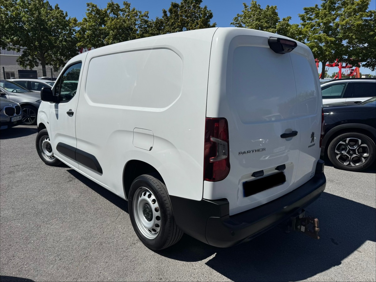 Peugeot Partner L3 LONG 1.5 BHDI 100CH PREMIUM PACK + ATTELAGE / 2 PLACES