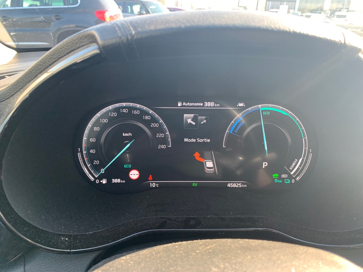 Kia XCeed 141 |Premium | Toit ouvrant | Siéges chauffants climatisés | Caméra recul | Apple car Play