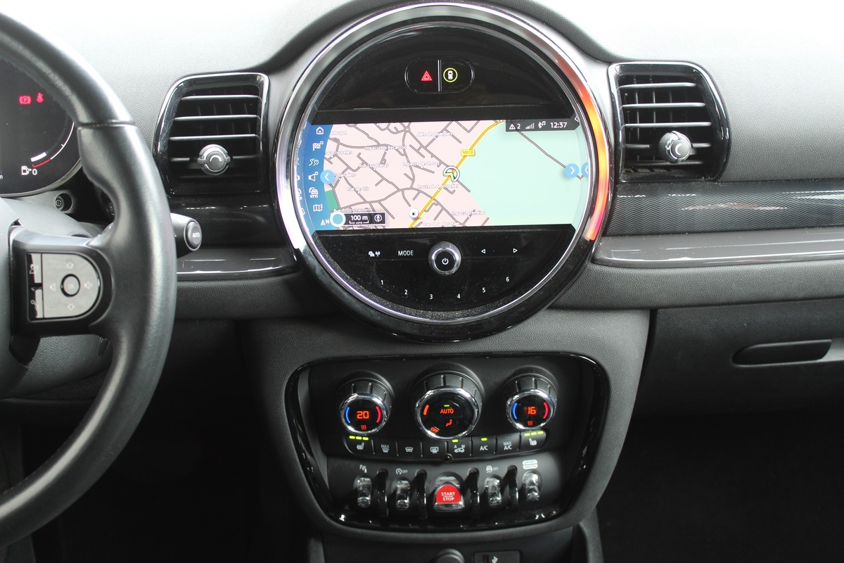 Mini Clubman III (F54) (2) 1.5 COOPER 136 ch EDITION PREMIUM PLUS BVA7 + TOIT OUVRANT + CARPLAY