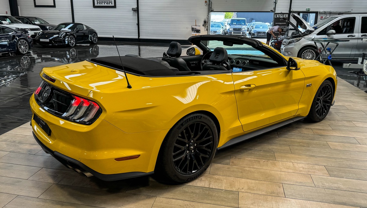 Ford Mustang GT V8 5.0 BVA10 450 AB
