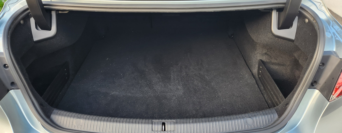 RENAULT Talisman 160 ch | Initiale Paris