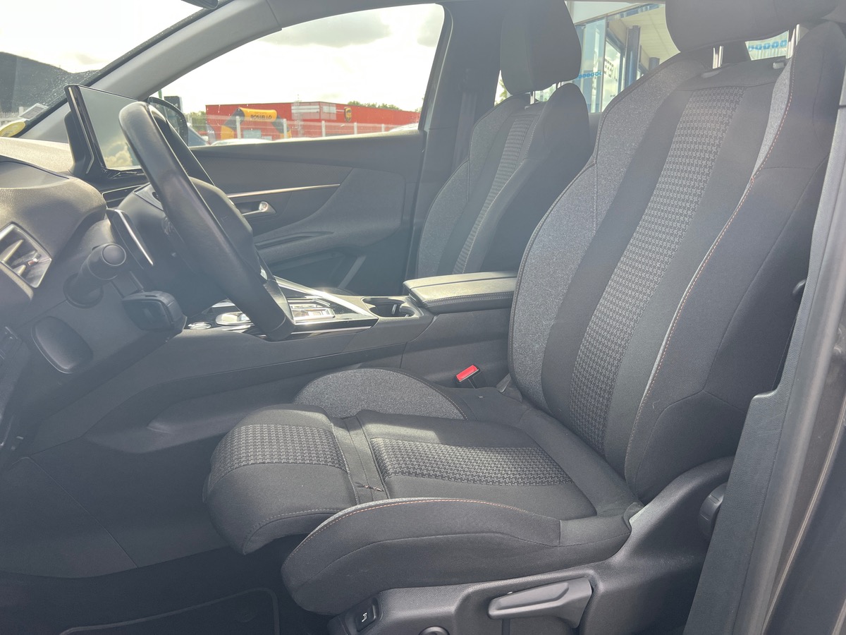 Peugeot 3008 130 ch | ACTIVE BUSINESS | EAT8 | Garantie jusqu'au 16/05/2026 | Caméra de recul