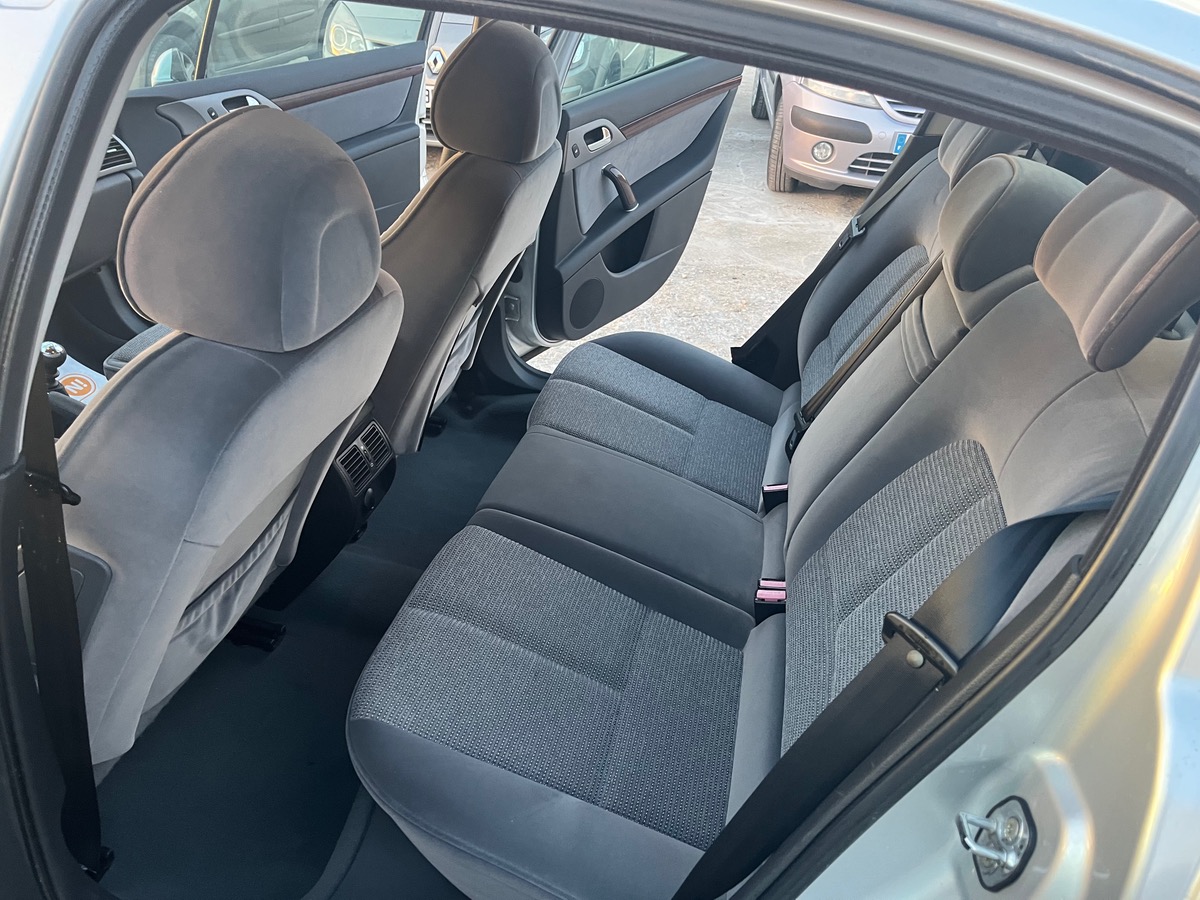 Peugeot 407 hdi  110602KM