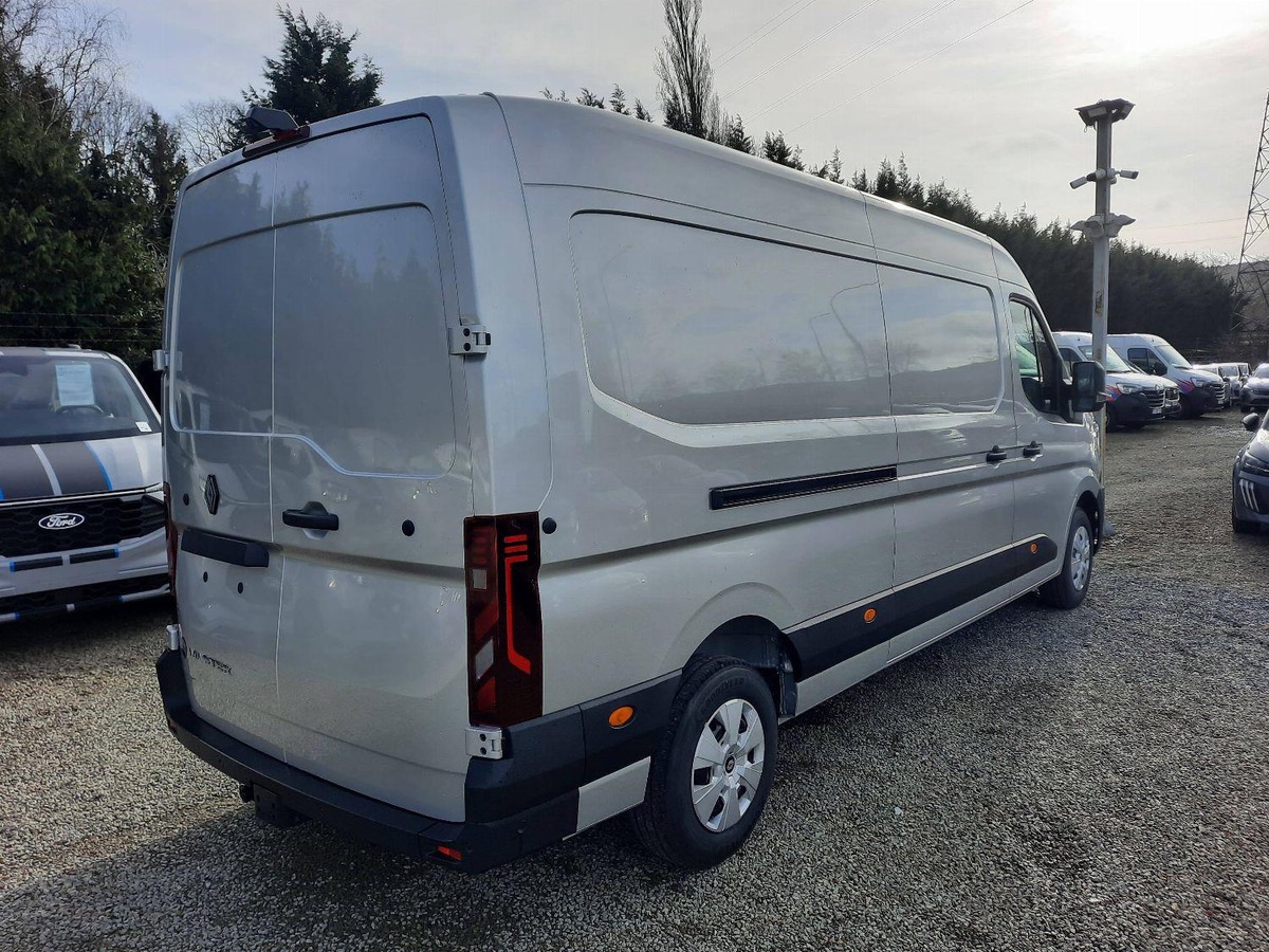 RENAULT Master 3.5 L3H2 2.0 BLUEDCI 130CH M6 EXTRA