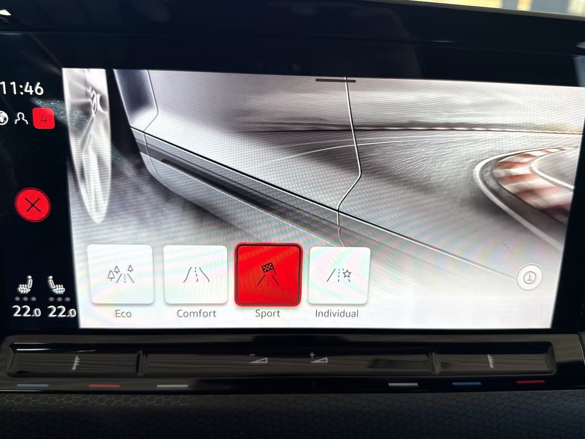 Volkswagen Golf VIII 2.0 TDI SCR 200ch GTD DSG7/Harman-Kardon