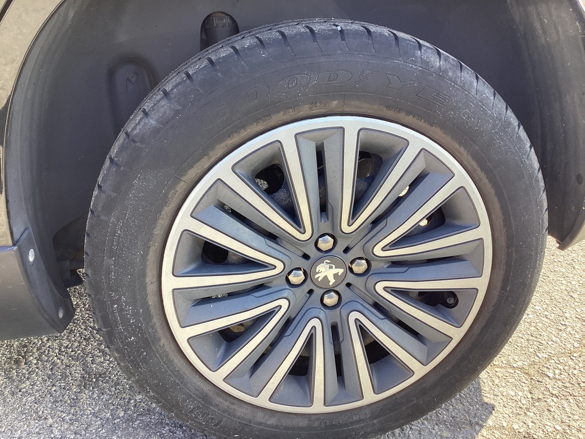 Peugeot 2008 Blue HDi 100 CV Active