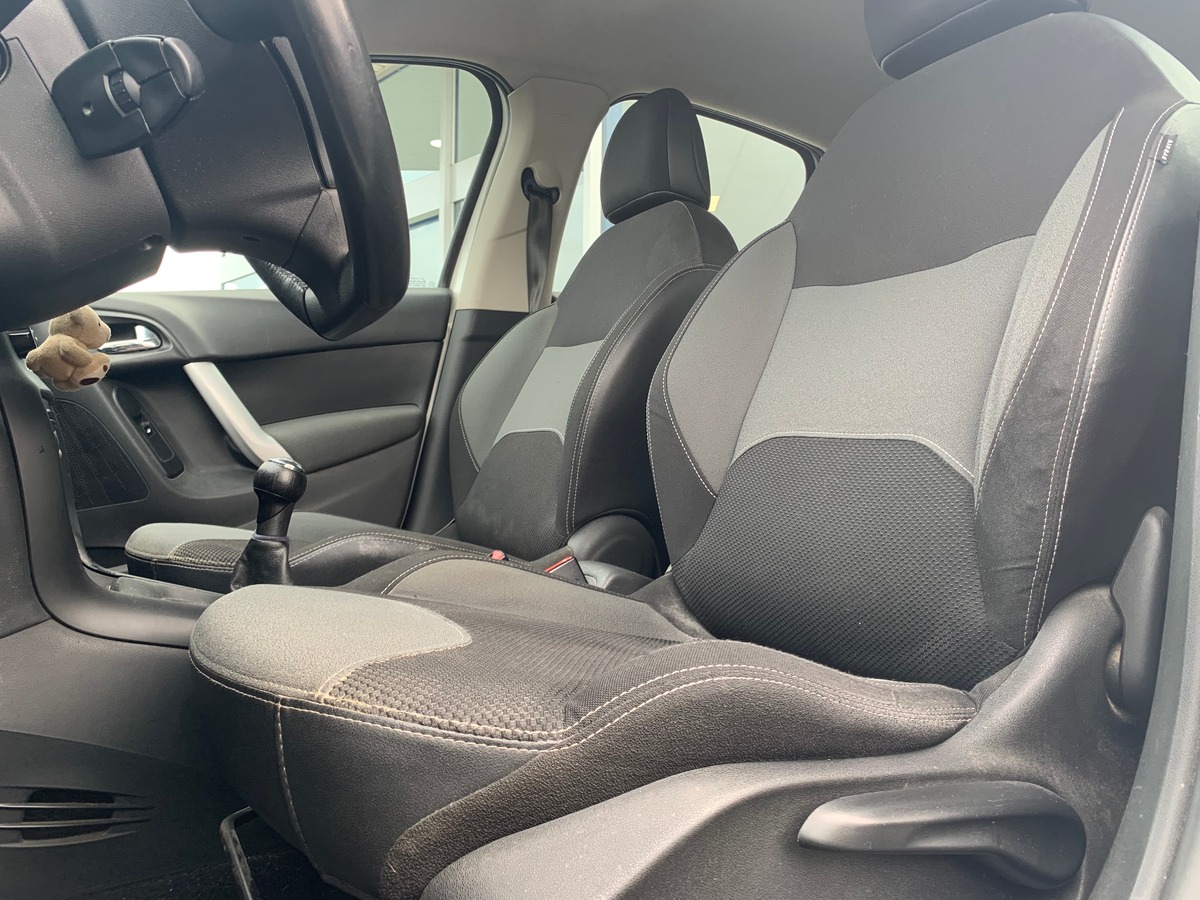 Citroën C3 68 ch | 2 Places | Régulateur de vitesse | Climatisation | Roue de secours homogène 15"