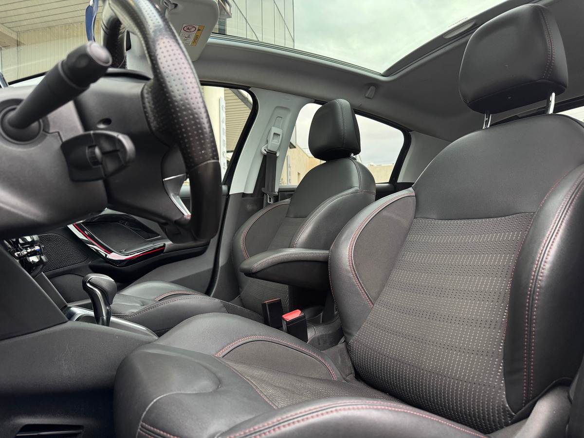 Peugeot 208 I Gt Line 1.2 THP EAT6 S&S 110 cv