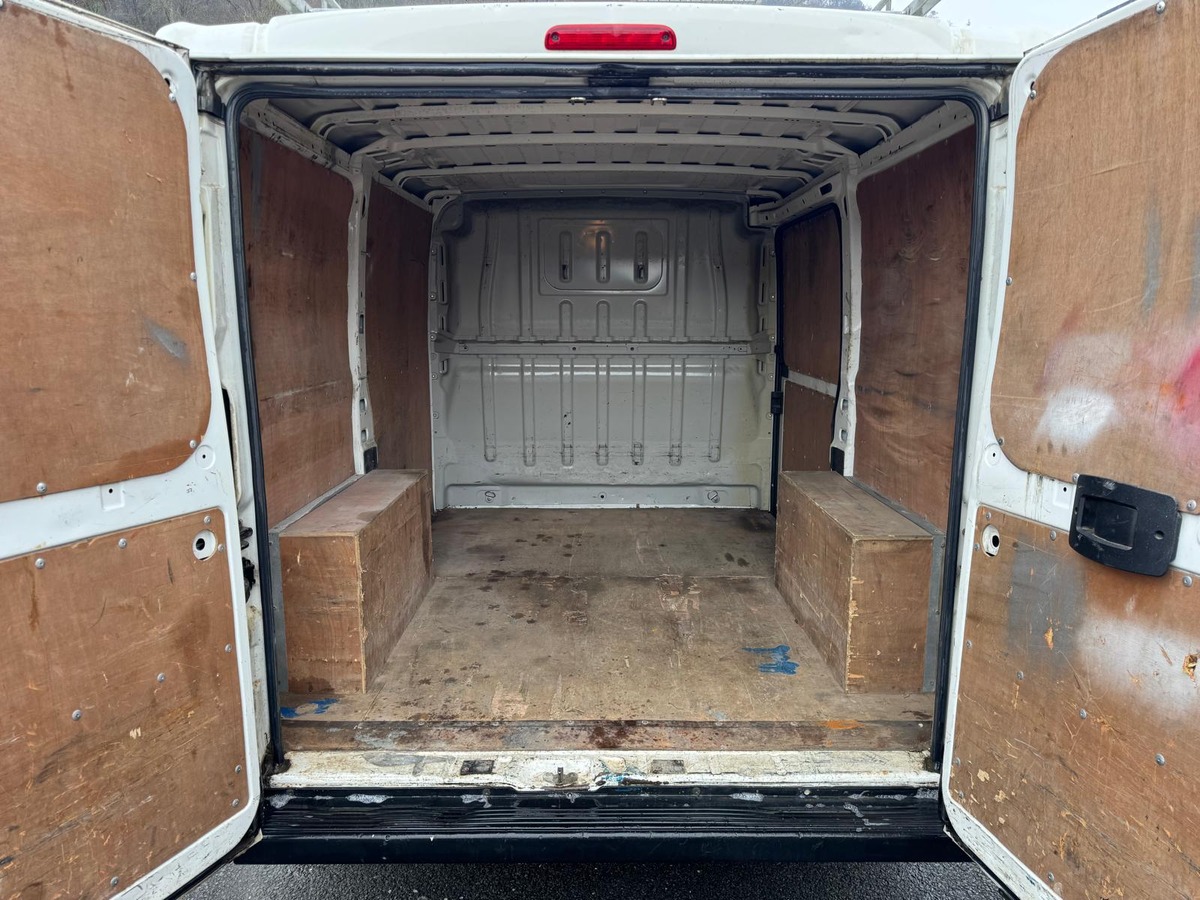 Peugeot Boxer 2.0 Blue-HDi 330 L1H1 Pro BlueHDi 110 - Révisé - Garantie