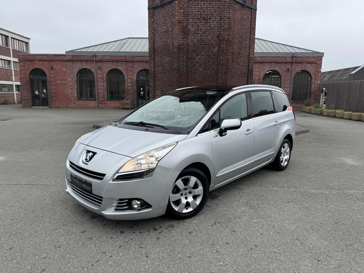 Peugeot 5008 1.6 hdi 110cv 7 places Family - Garantie