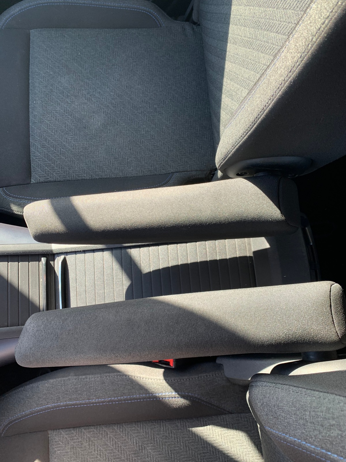 Peugeot Rifter 130 ch | Standard | Allure | Apple car Play | Régulateur de vitesse | Radar arriére