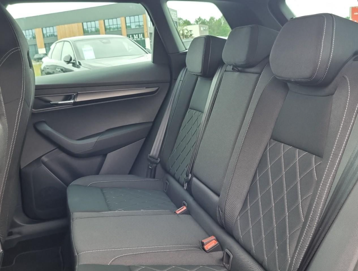 Skoda Karoq 1.5 tsi 150 sportline dsg7