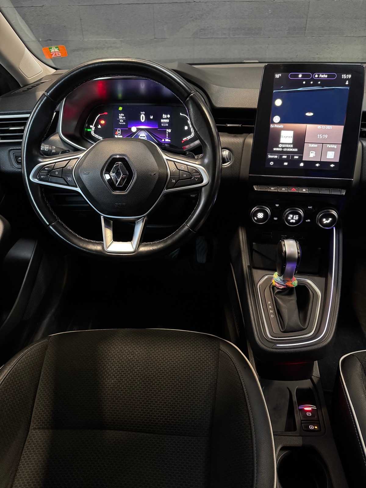 RENAULT Clio V 1.3 TCe 130ch FAP Intens EDC