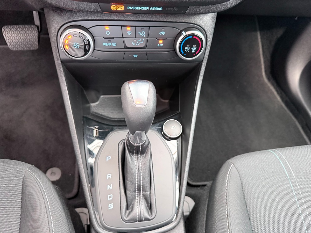 Ford Fiesta 1.0 EcoBoost 100ch Stop&Start Cool & Connect BVA   Première main