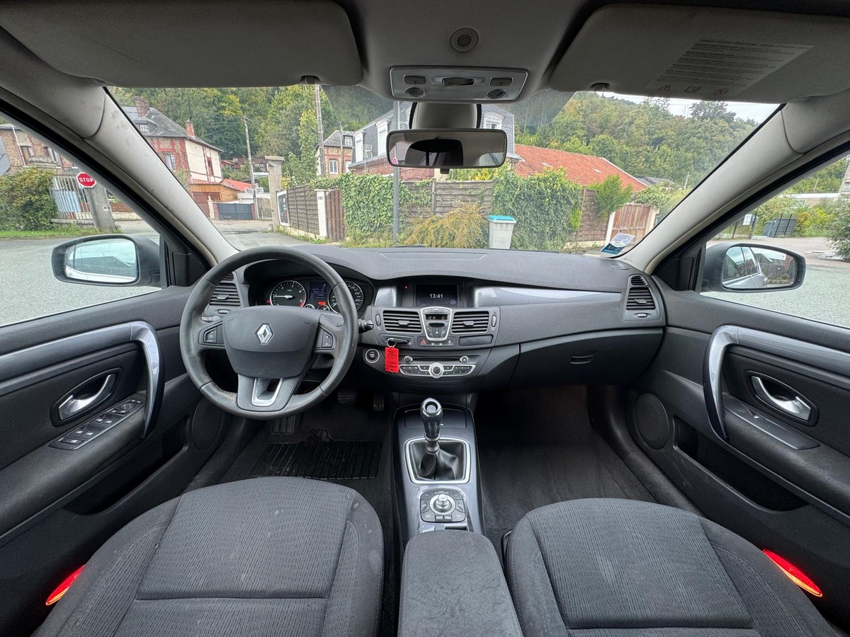 RENAULT Laguna III 1.5 dCi Black Edition - Révisée - Garantie