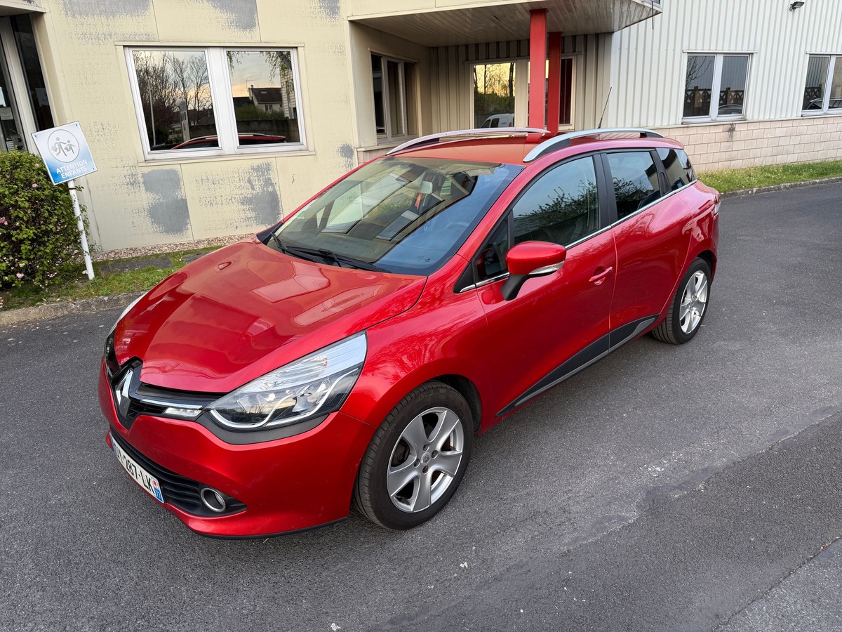 RENAULT Clio IV ESTATE 1.5 DCI 90 CV Intense 4XCBLeut