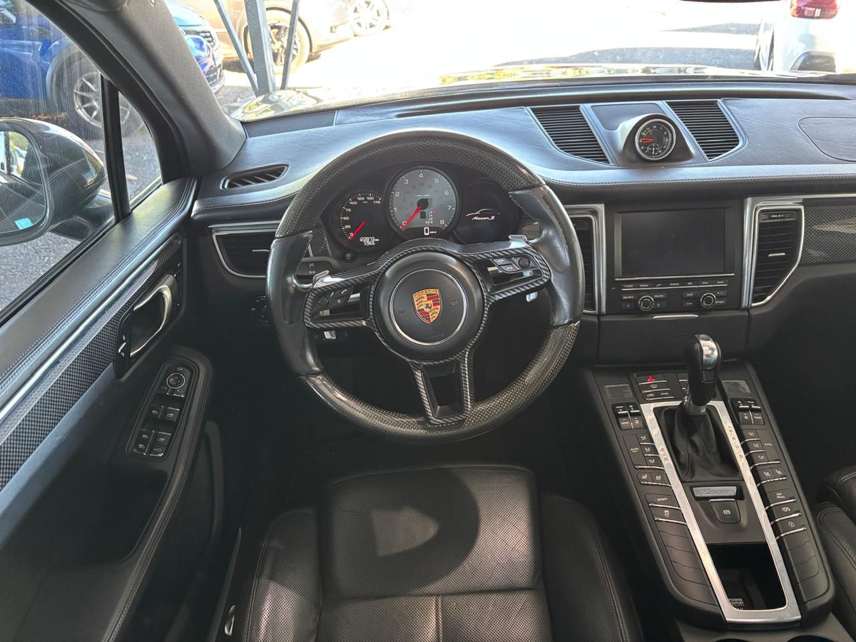 Porsche Macan S