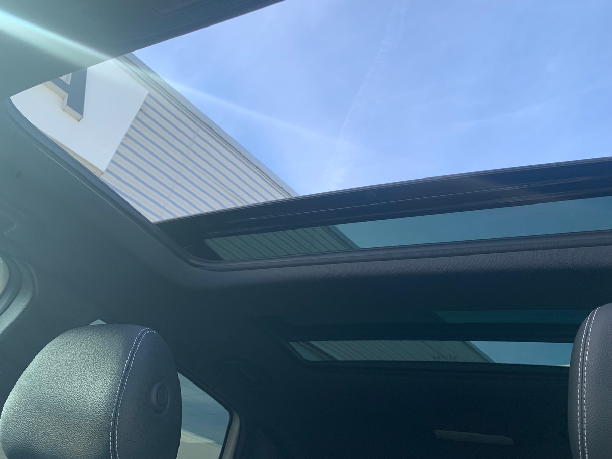 Mercedes-Benz Classe B 136 | Sport | Toit panoramique | Caméra recul | Régulateur | GPS | Attelage