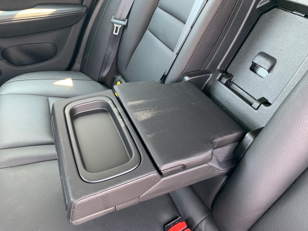 Volvo V60 150 ch | Business Excecutive | Caméra recul | Apple car Play | Cuir | Régulateur vitesse