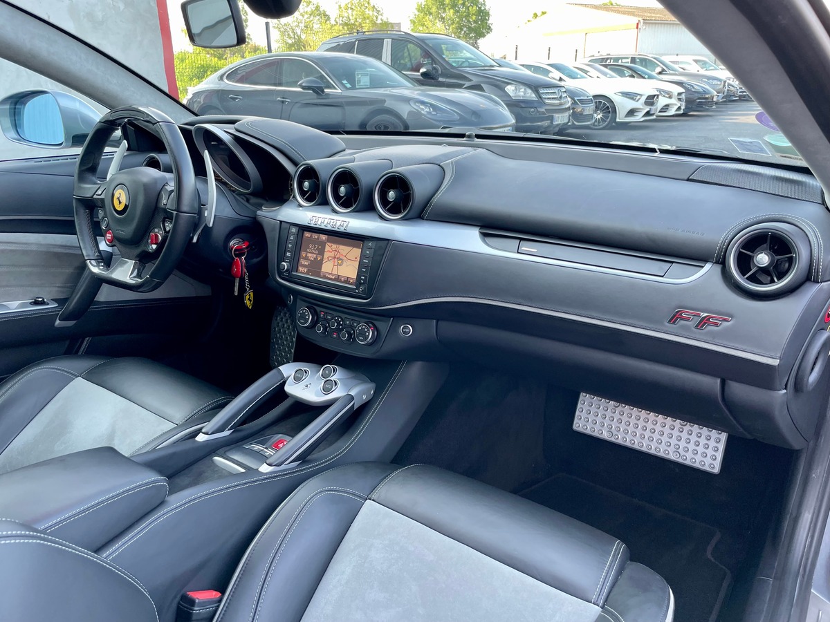Ferrari Ff V12 4RM 660 FR POZZI