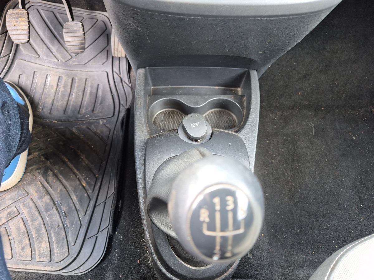 RENAULT Twingo II 1.2 16V LEV ACCESS