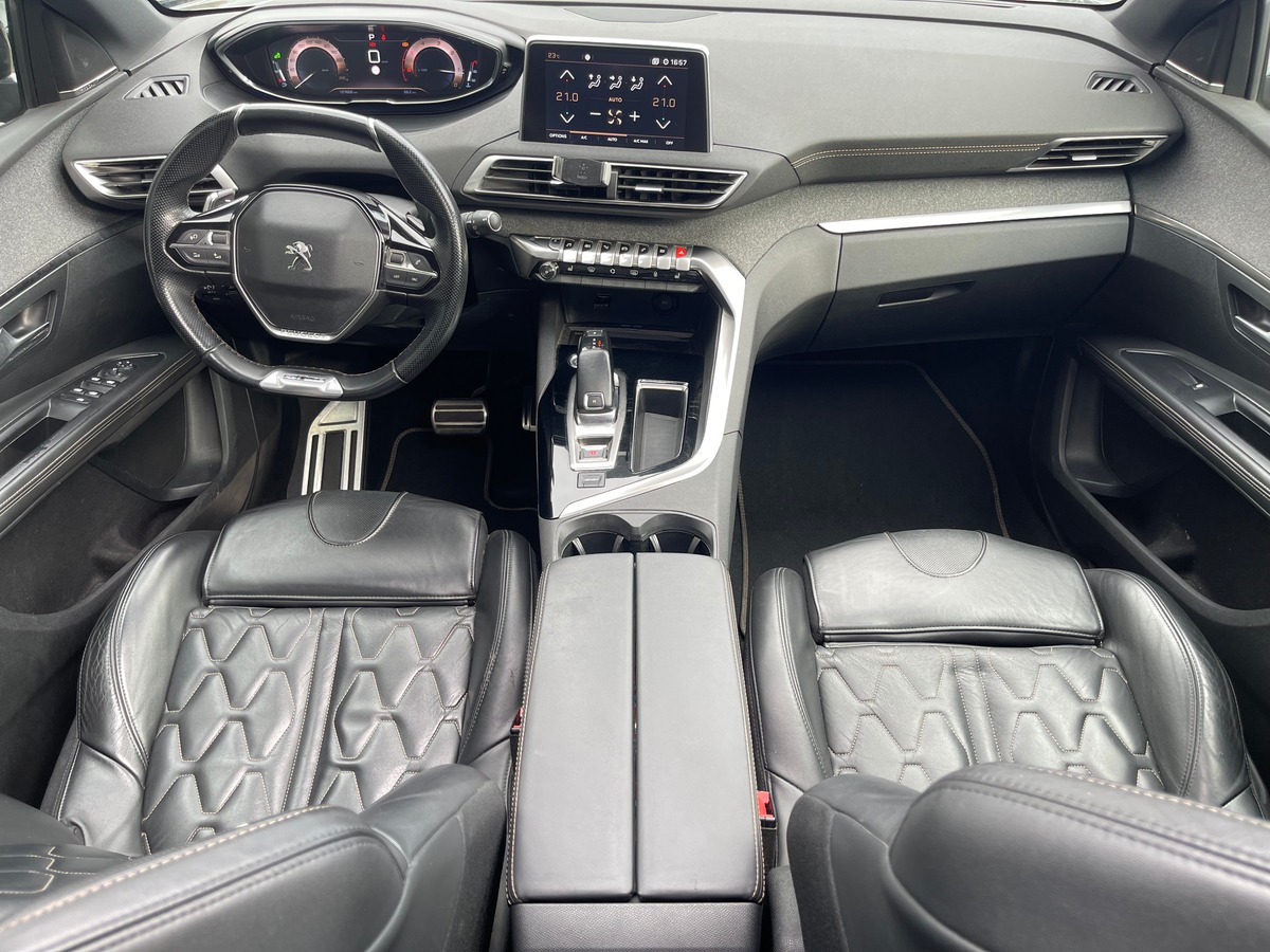 Peugeot 5008 Gt Line 1.5 BlueHDi EAT8 130 cv Boîte auto - Toit ouvrant / Audio FOCAL