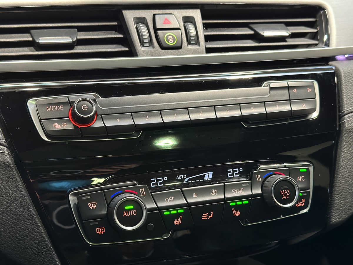 Bmw X2 xDrive25e 220 ch BVA6 M Sport  25e - 1ère Main / Toit pano / HUD / Sièges Sport M / CarPlay