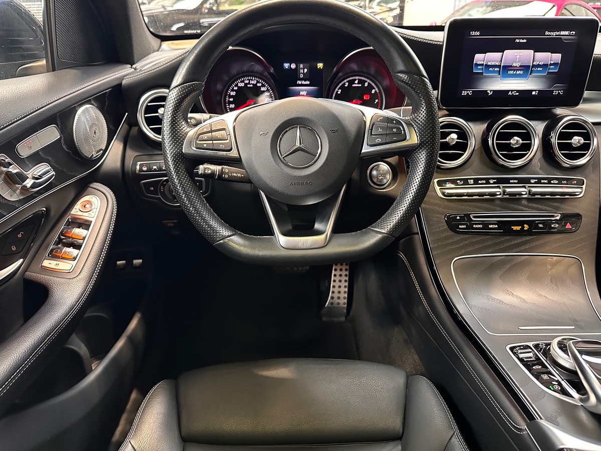 Mercedes-Benz Classe GLC 300 Fascination 4MATIC AMG 9G-Tronic - 1ère Main - Attelage - Options +++