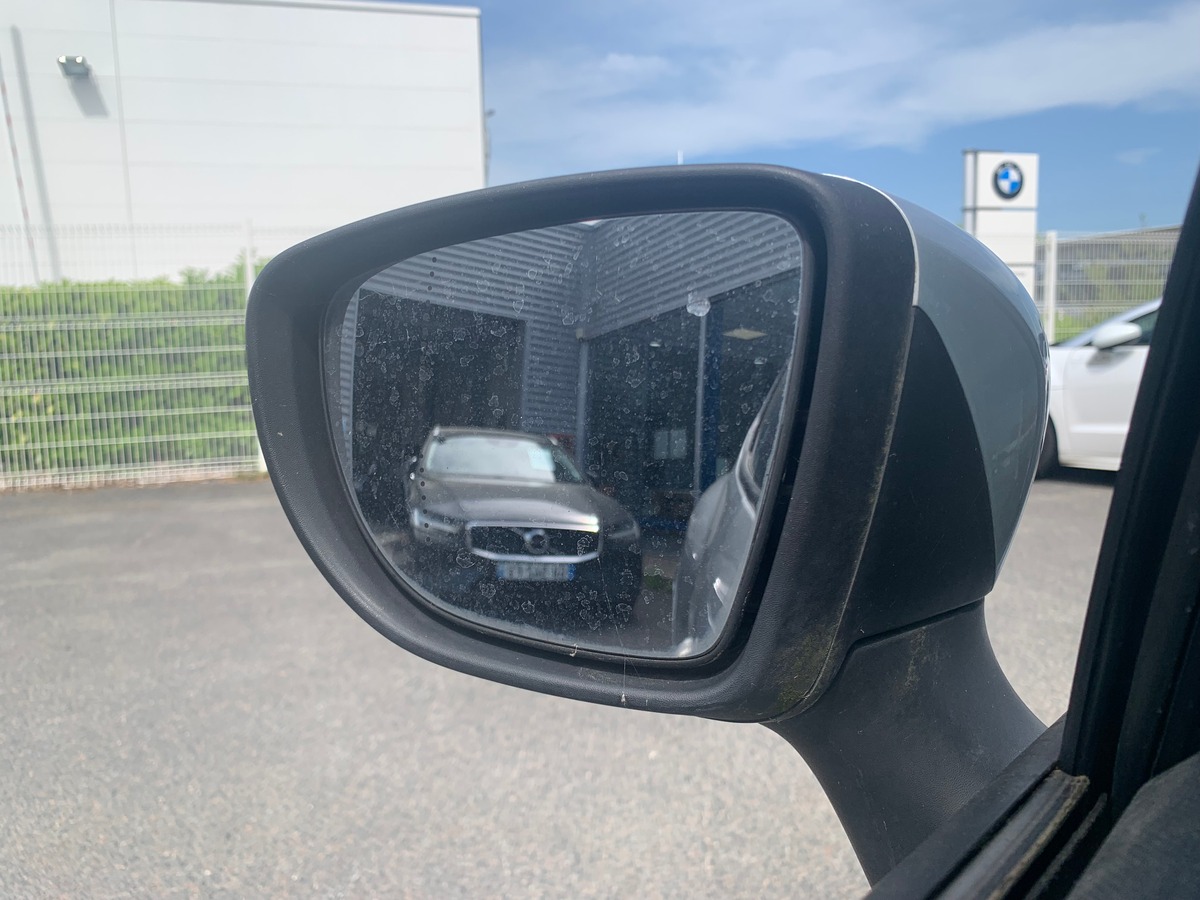 RENAULT Clio IV 75 ch | Air Medianav | 2 Places | Régulateur de vitesse | Climatisation | Bluetooth