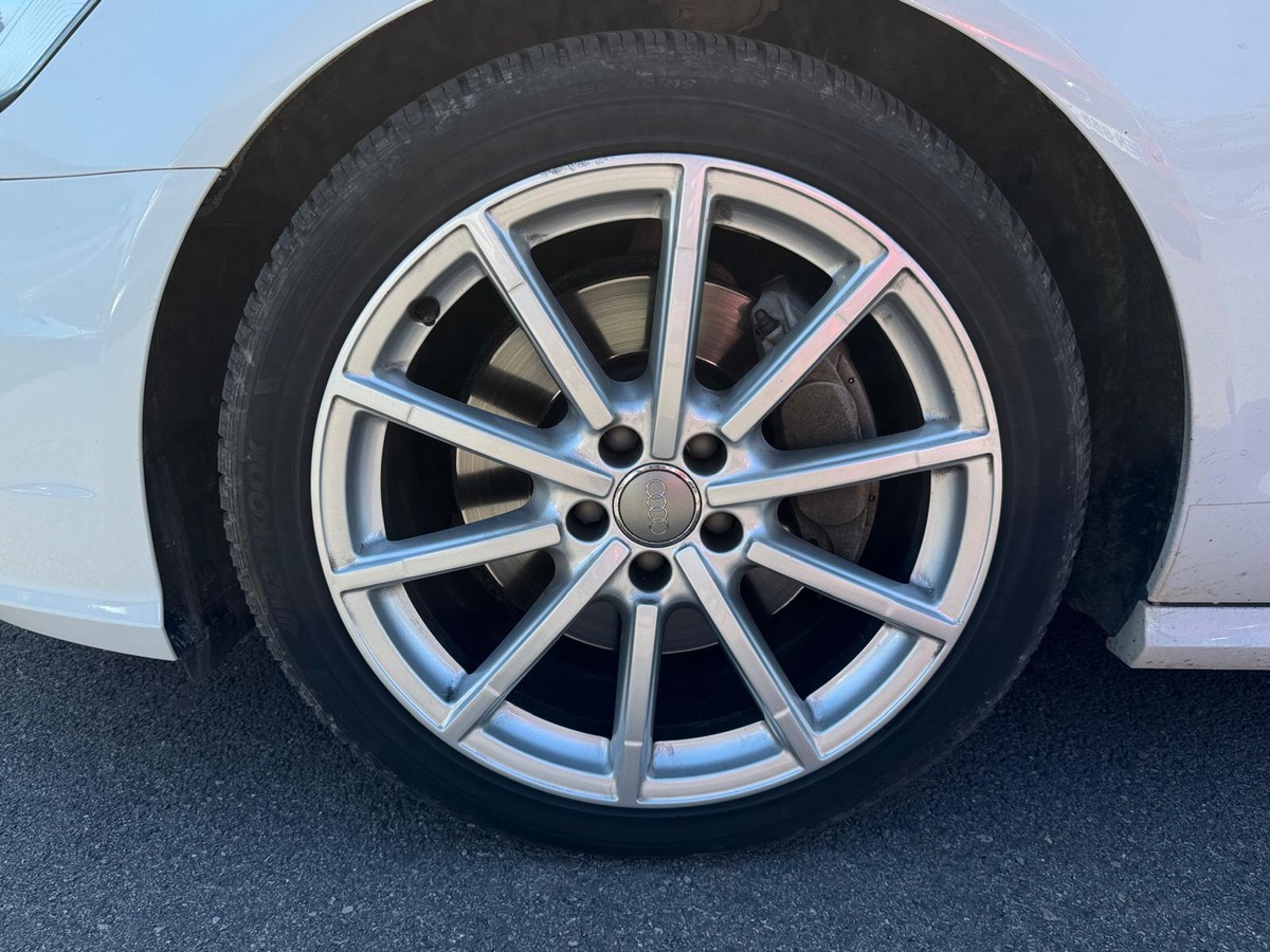 Audi A6 Avant Quattro 3.0 V6 TDI 272 AVUS S Tronic