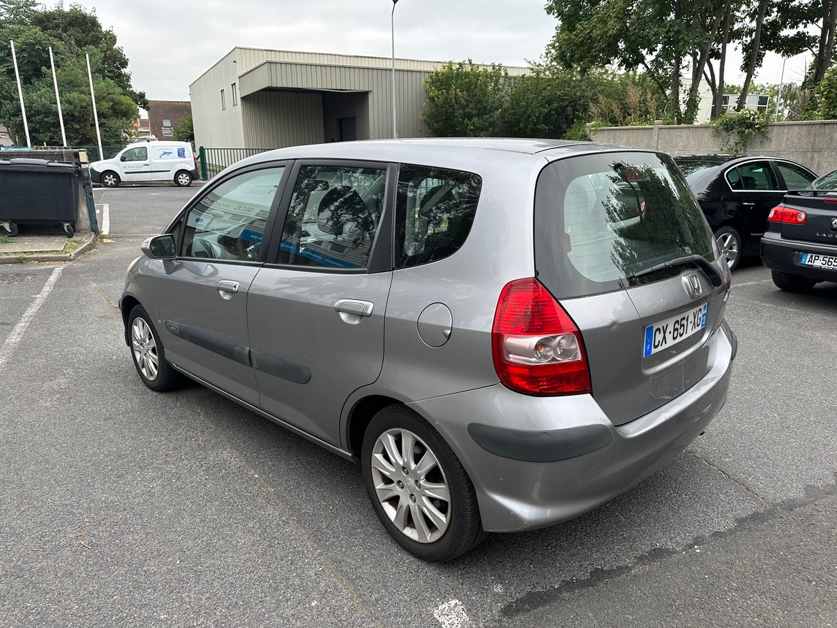 Honda Jazz 1.4 i-DSI 83 graphite en 4X